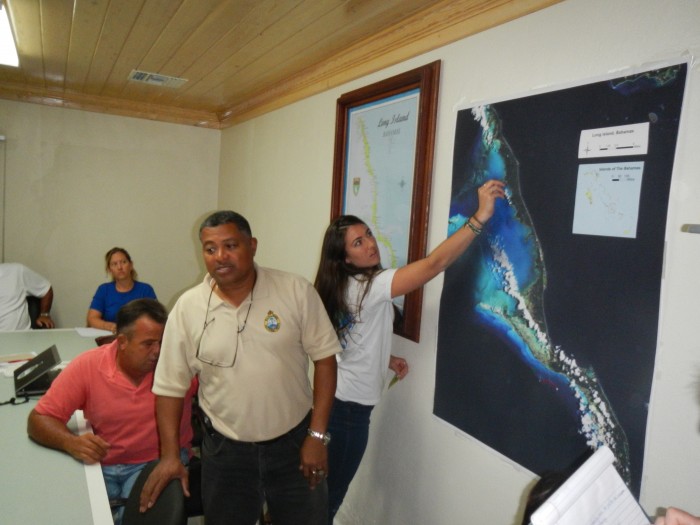Participatory mapping exercises National Parks Director, David Knowles Bahamas National Trust and Caitlin Pommerance uf-Conservation Clinic Levin College of Law Photo Credit: Tom Ankerson UFCC Levin Col lege of Law